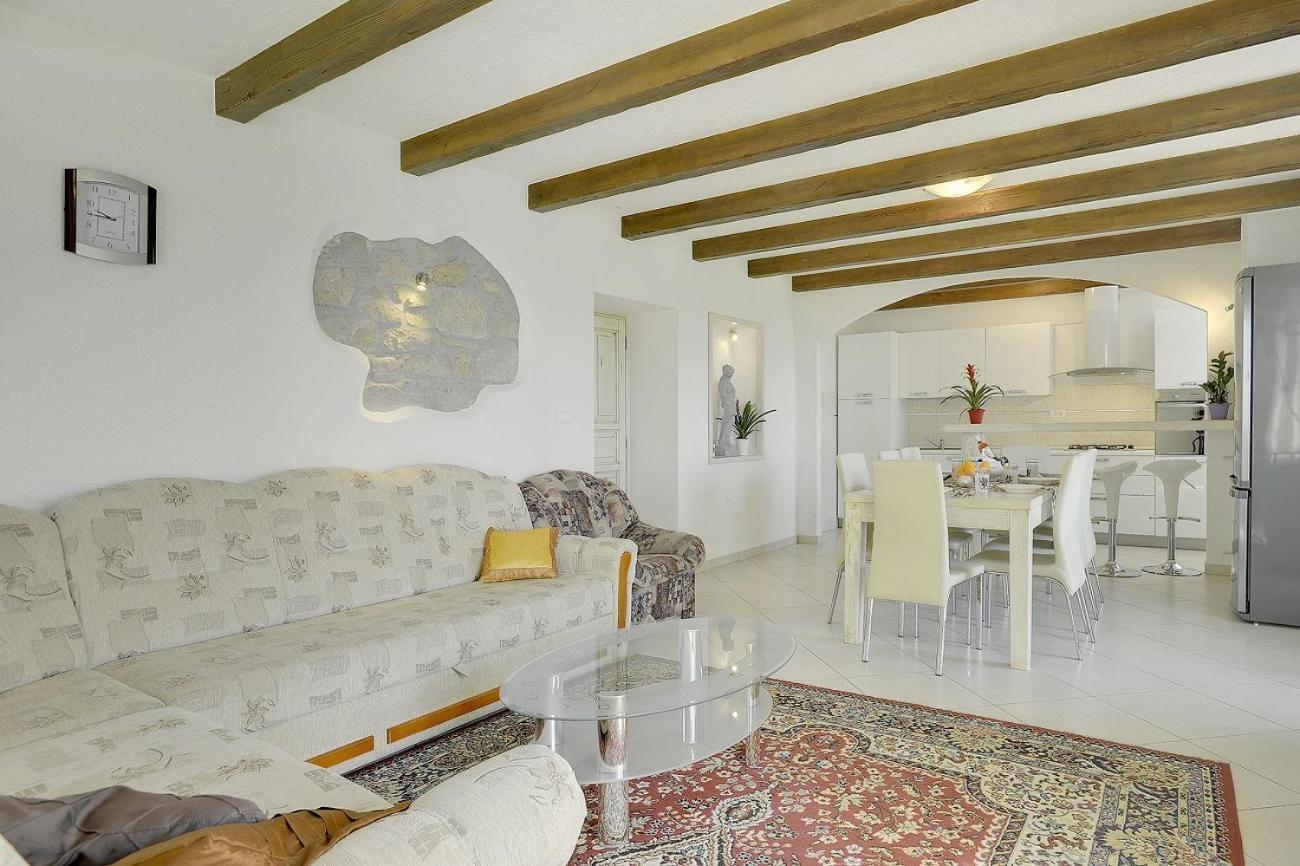 Villa Bella Lupoglav  Zewnętrze zdjęcie
